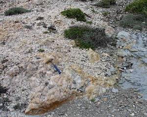Afloramiento de cuarcitas nevado-filbrides en Calblanque (Cartagena)