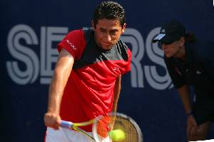 Disputando un punto en el torneo de Acapulco 2008 