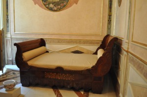 Palacio del Marqu�s de Dos Aguas-tocador de diario 