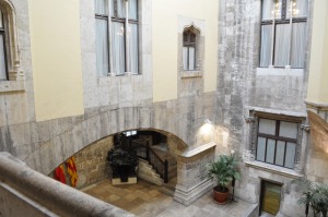 Generalitat-interior visto desde arriba 