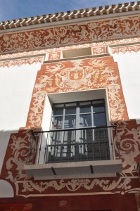  Mula-Pues, balc�n de la Casa pintada 