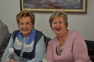  Sonriendo porque la comida estaba hummm 