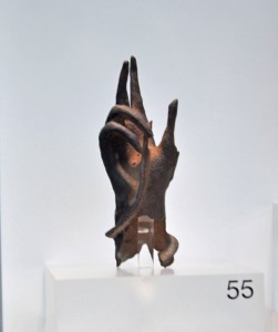 mano sab�cea de bronce 