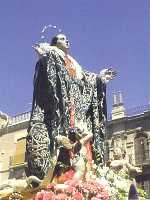 Santsimo Cristo de la Caridad por la Cofrada de la Caridad en el Sbado de Pasin 