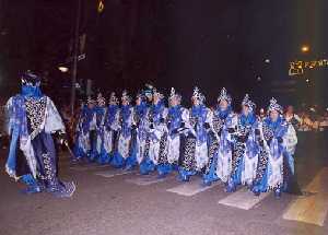 Fila de hombres de Abenmard�nix 