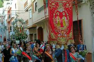 Paso de la Romera por calle de Abarn [Abarn_Fiestas Patronales]