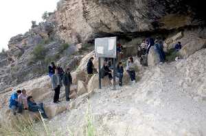Entrada a la Cueva Negra 