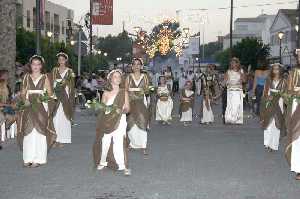 Nias con exvotos 
