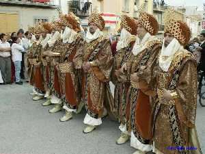  Abanilla se viste de fiesta [Abanilla_Fiestas de la Santsima Cruz y Moros y Cristianos]
