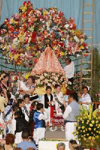 Ofrenda floral a la Patrona [Alcantarilla_Fiestas Mayo] 