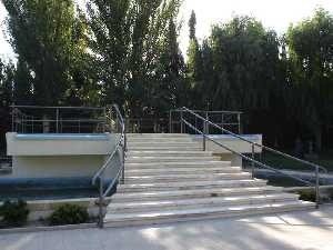 Escaleras de acceso al escenario 
