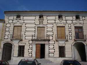 Fachada del Palacio de los Fajardo 