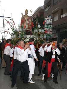  Ataviados con el traje huertano en al Romera 