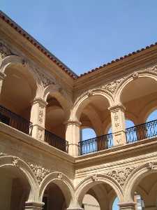 Claustro La Merced restaurado 