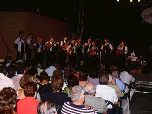 Coros y danzas 2 