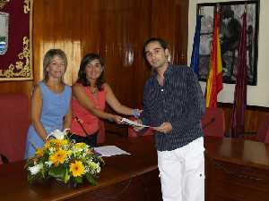 Mencin de Honor en la muestra de pintura 