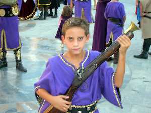 La ilusi�n de un joven infante que disparara en el futuro.