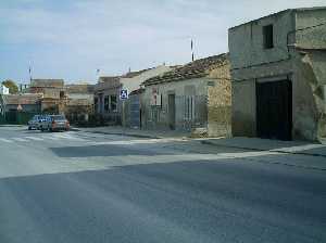 Carretera de acceso a El Mojn 
