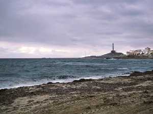 Playa de Las Amoladeras y faro de Cabo de Palos 