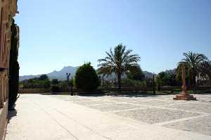 Plaza de la Iglesia de la Virgen de las Huertas
