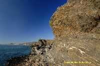 Figura 21. Piedra Negra, tramo de costa acantilada media